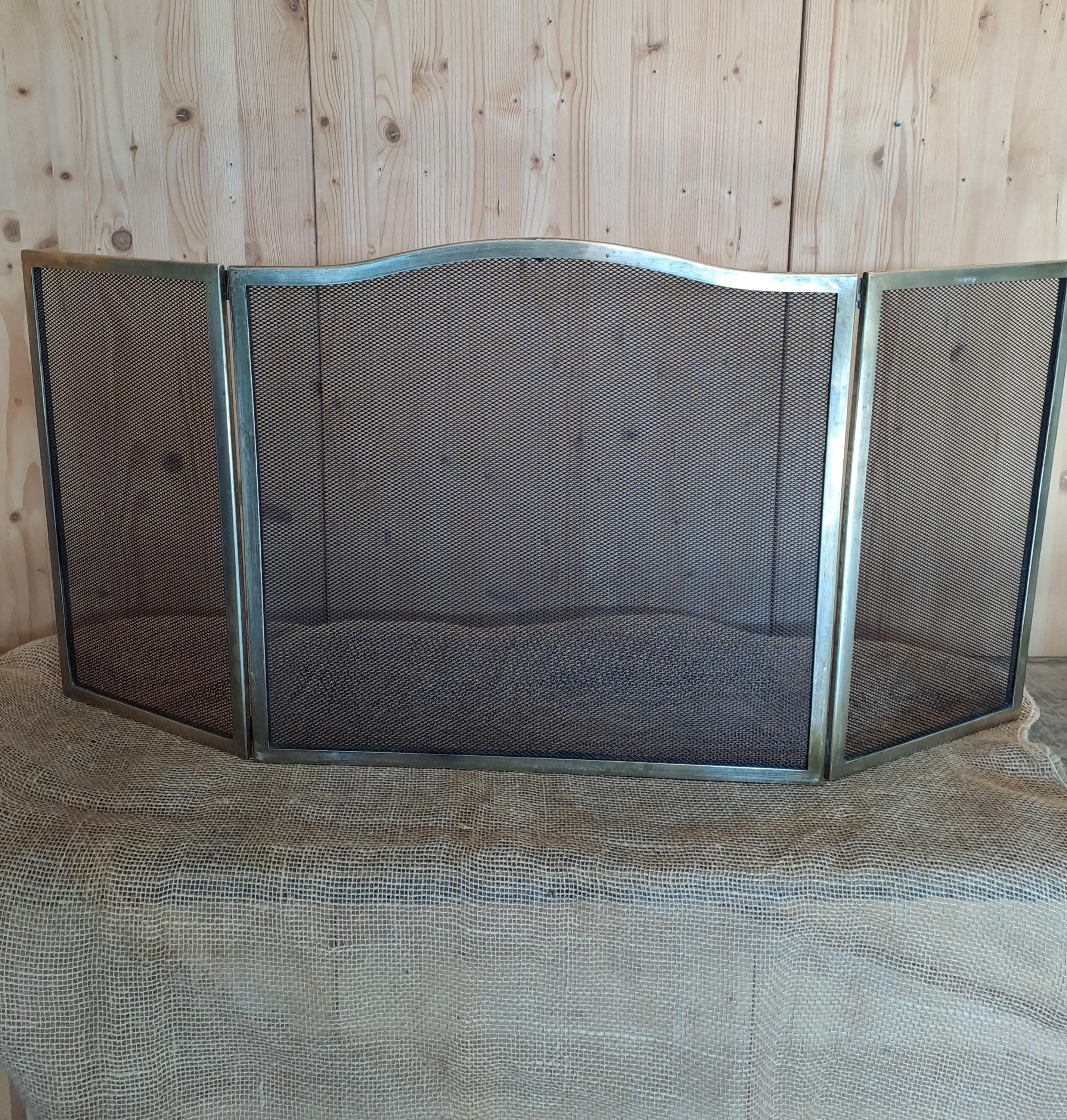 Vintage French brass 3-piece fireplace screen, spark screen