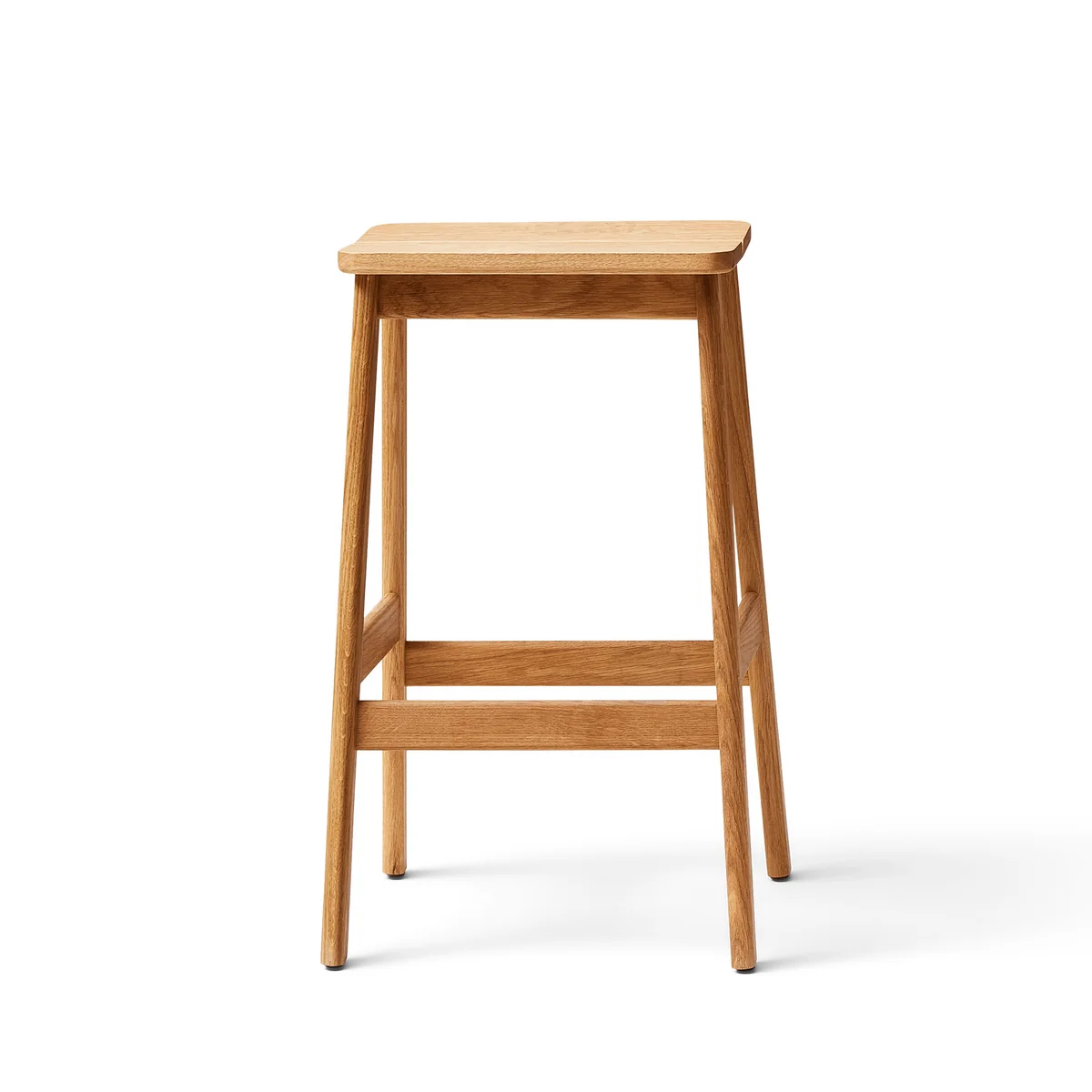 Form & Refine - Angle Barhocker