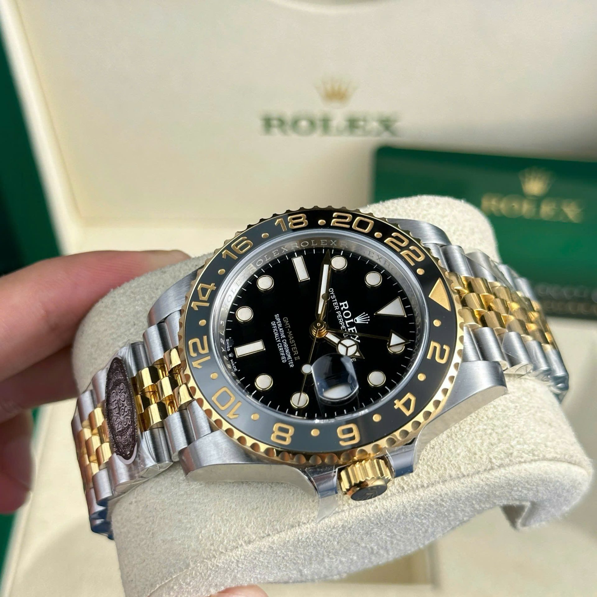 Rolex GMT-Master II 126713GRNR SS/YG Plated Black Dial 40mm Jub Super Clone
