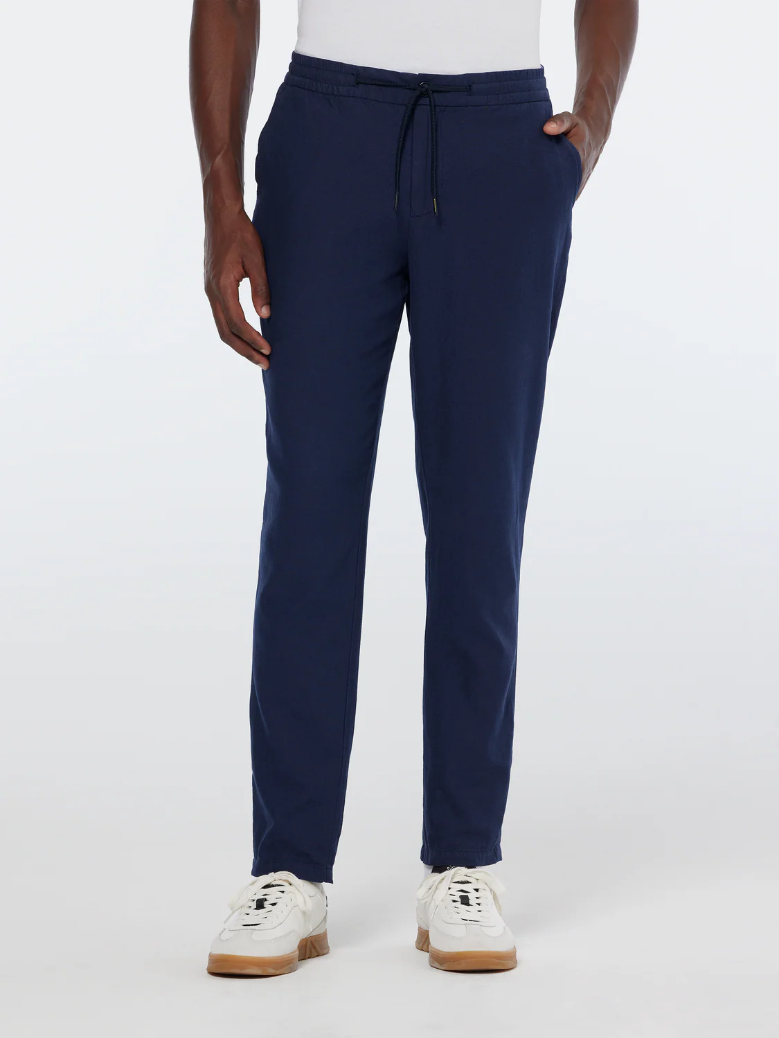 Essentials — Warren Cotton-Linen Twill Jogger