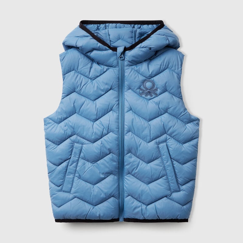 Padded vest with hood