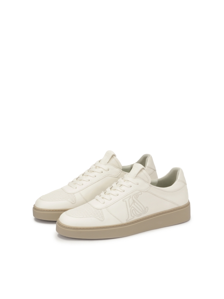 Leather sneakers in broken white with embroidered logo