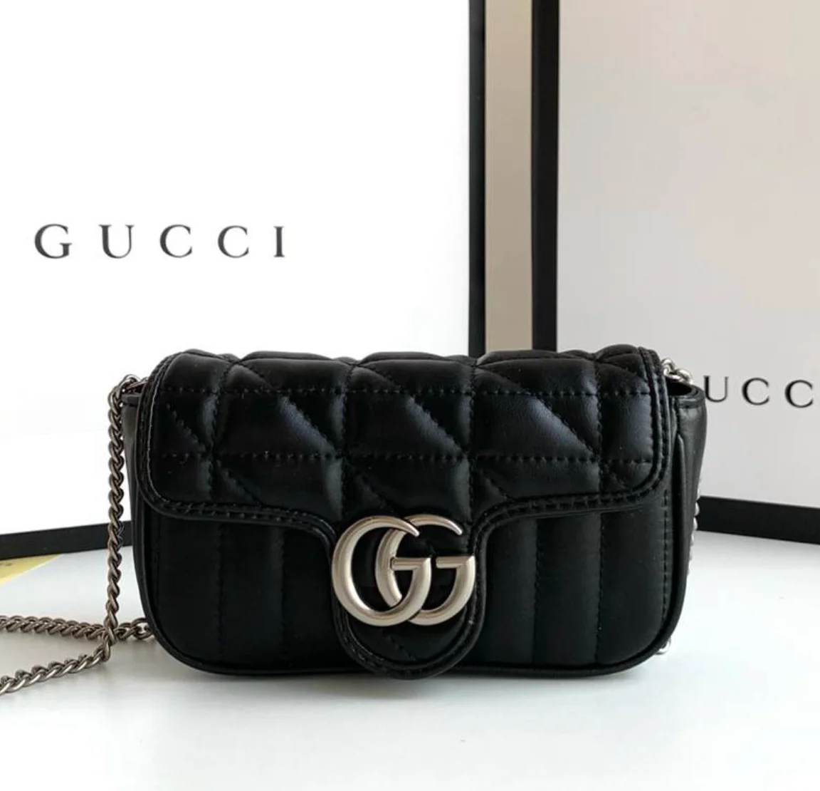 Gucci GG Marmont -Vertical stripes