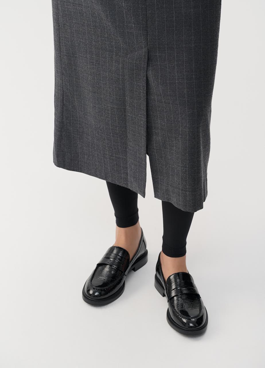 Amina Loafers