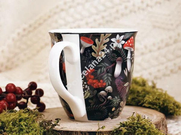 Kubek baryłka z wywiniętym rantem 0,63 L Altom Design - Muchomory czarny 07.KB.3058