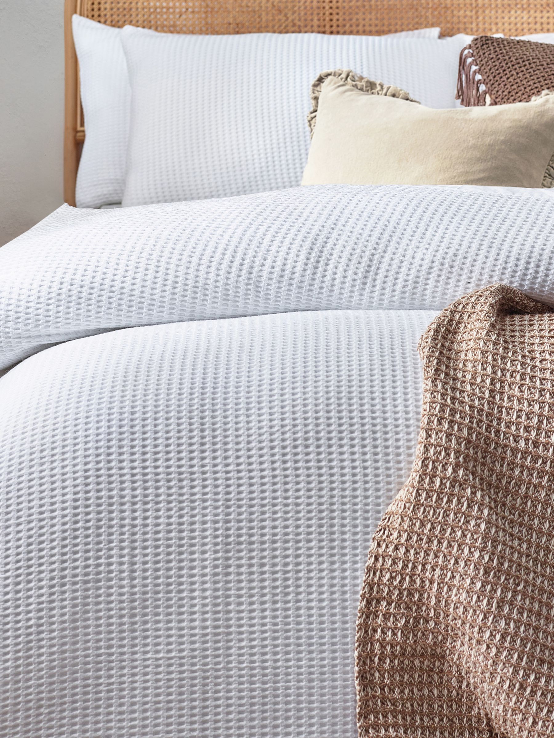 Yard White Chunky Waffle100% Cotton Duvet Cover Set