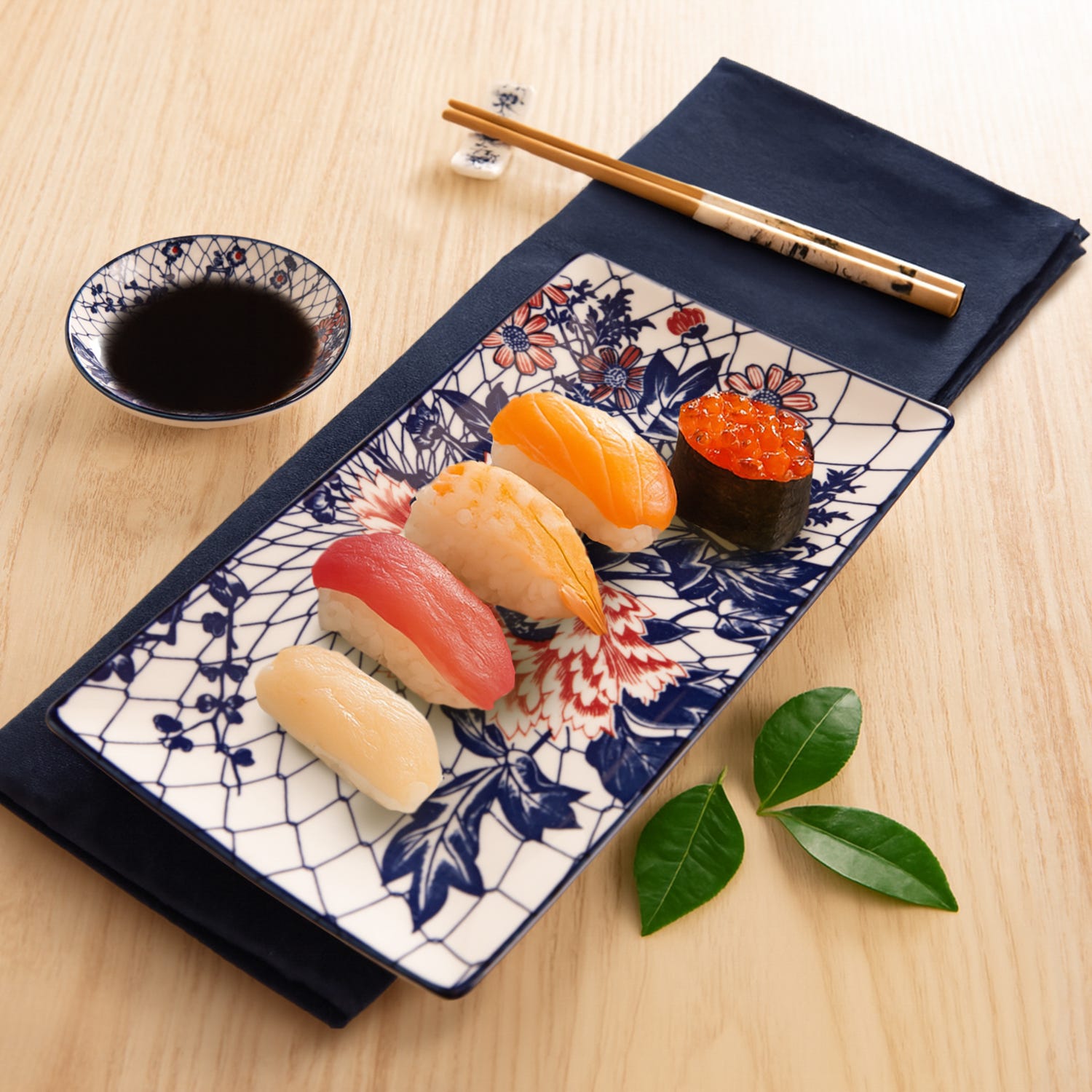 Set sushi 3 pezzi piattino rettangolare 28 cm fiore rosso Sushiko