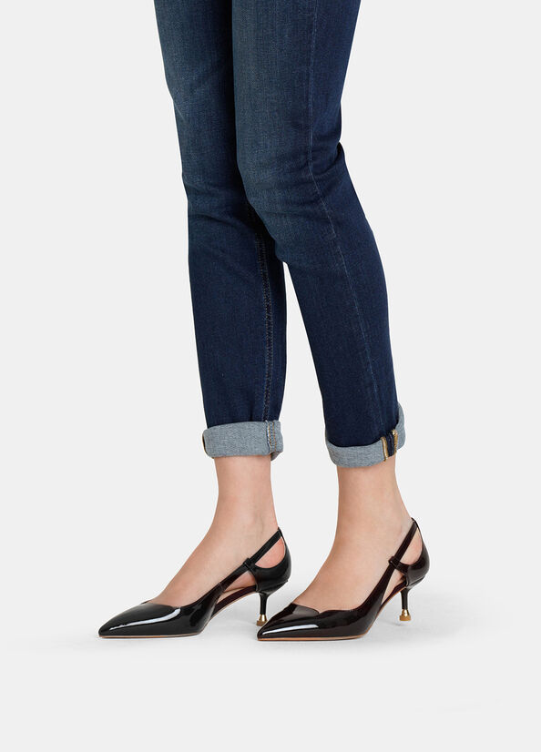 D&eacute;collet&eacute; in vernice con cut-out