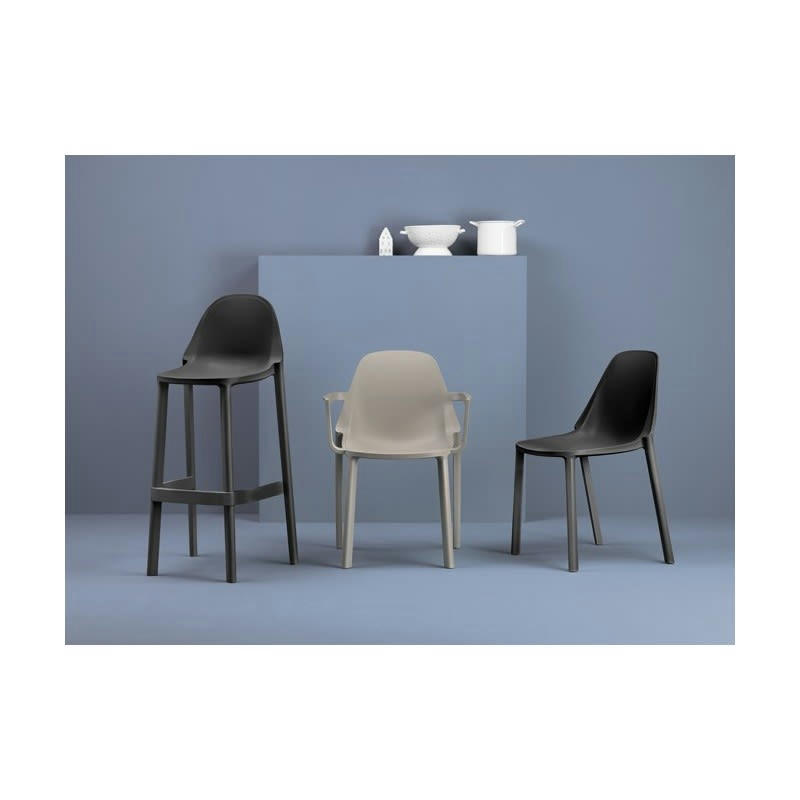 PIU - Tabouret design en plastique taupe