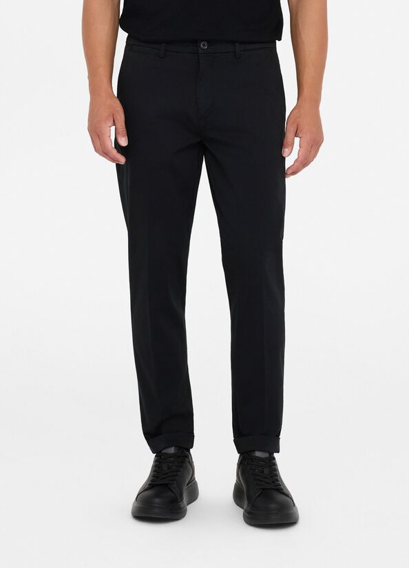 Pantaloni chino in raso con risvolto