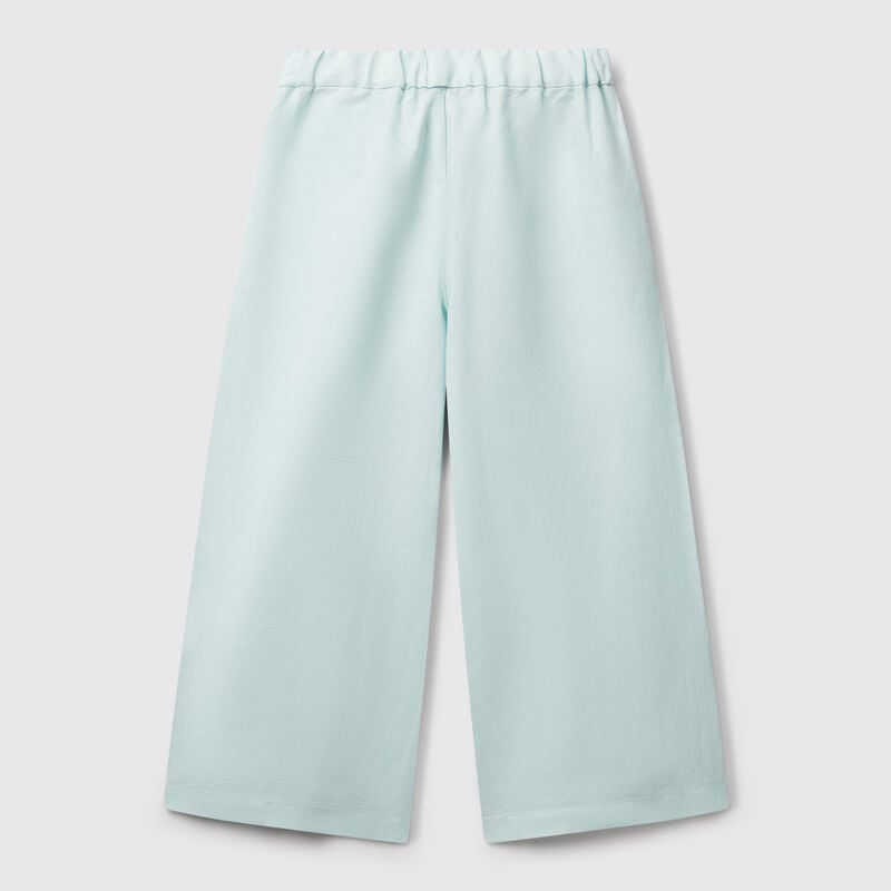 Trousers with sash