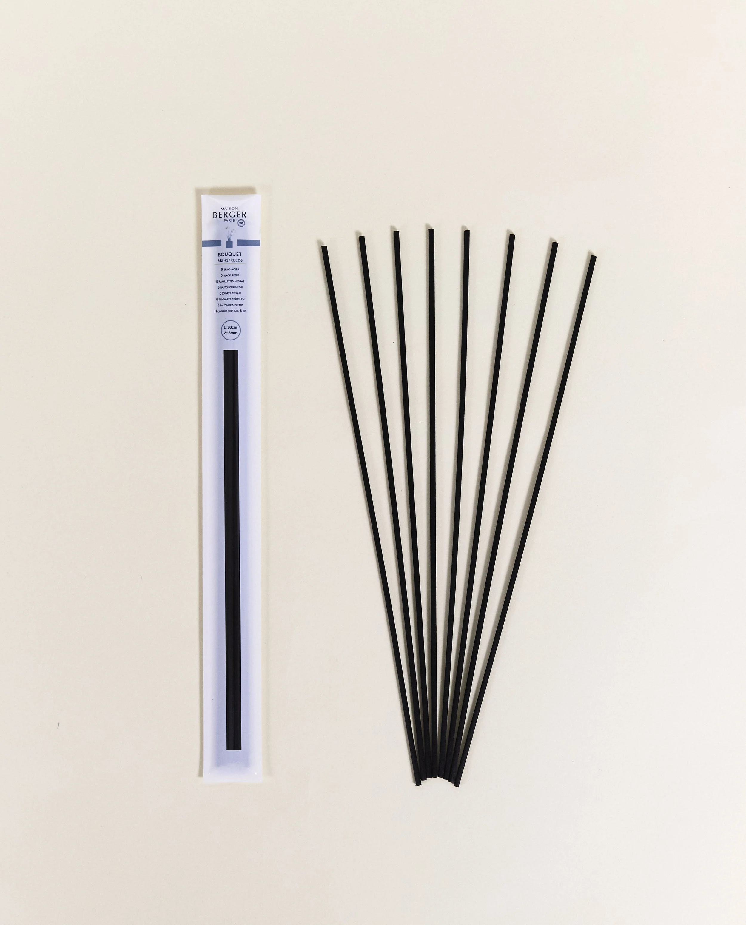 Etui de 8 brins noirs 30cm