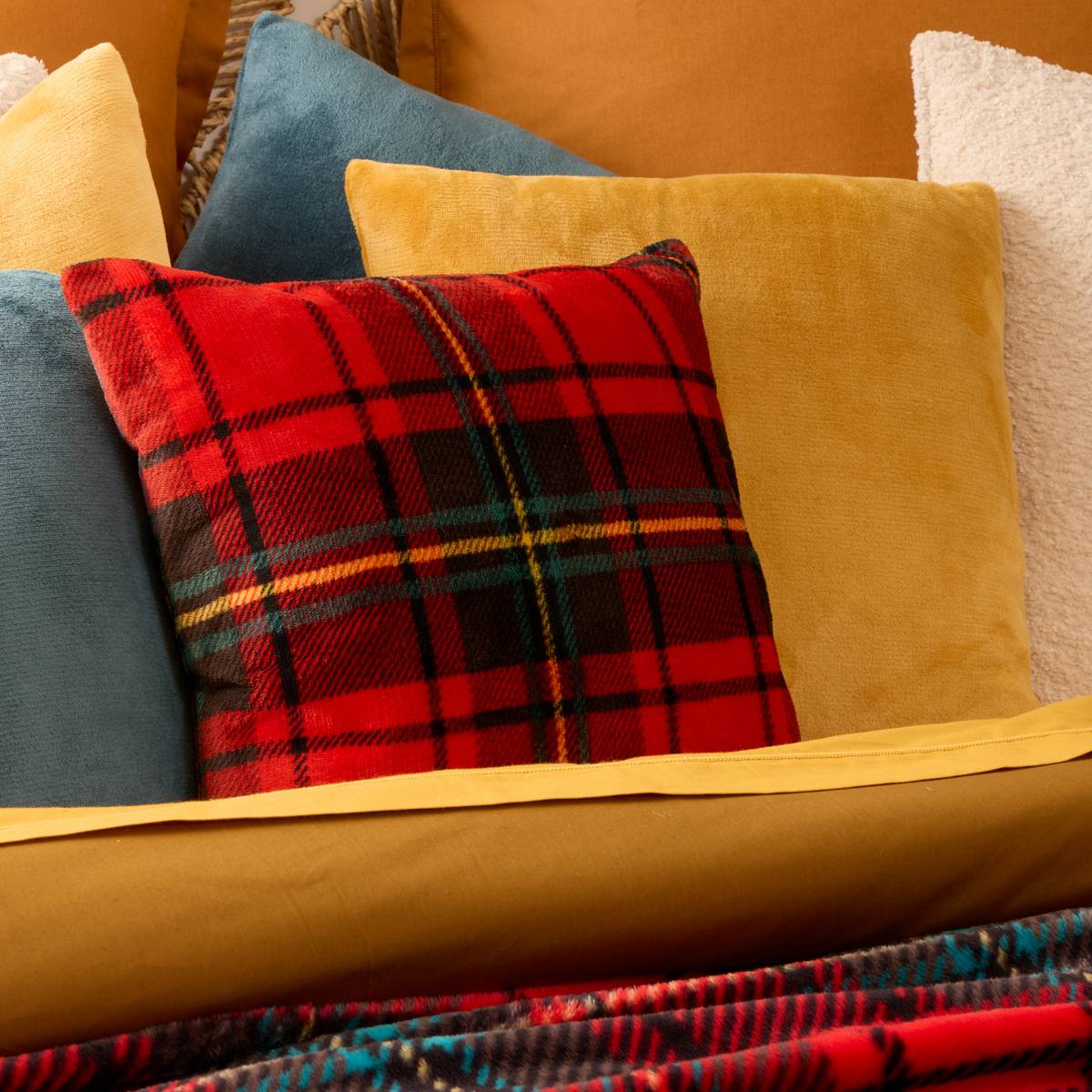 Cushion "Brody" Red, 40x40 cm