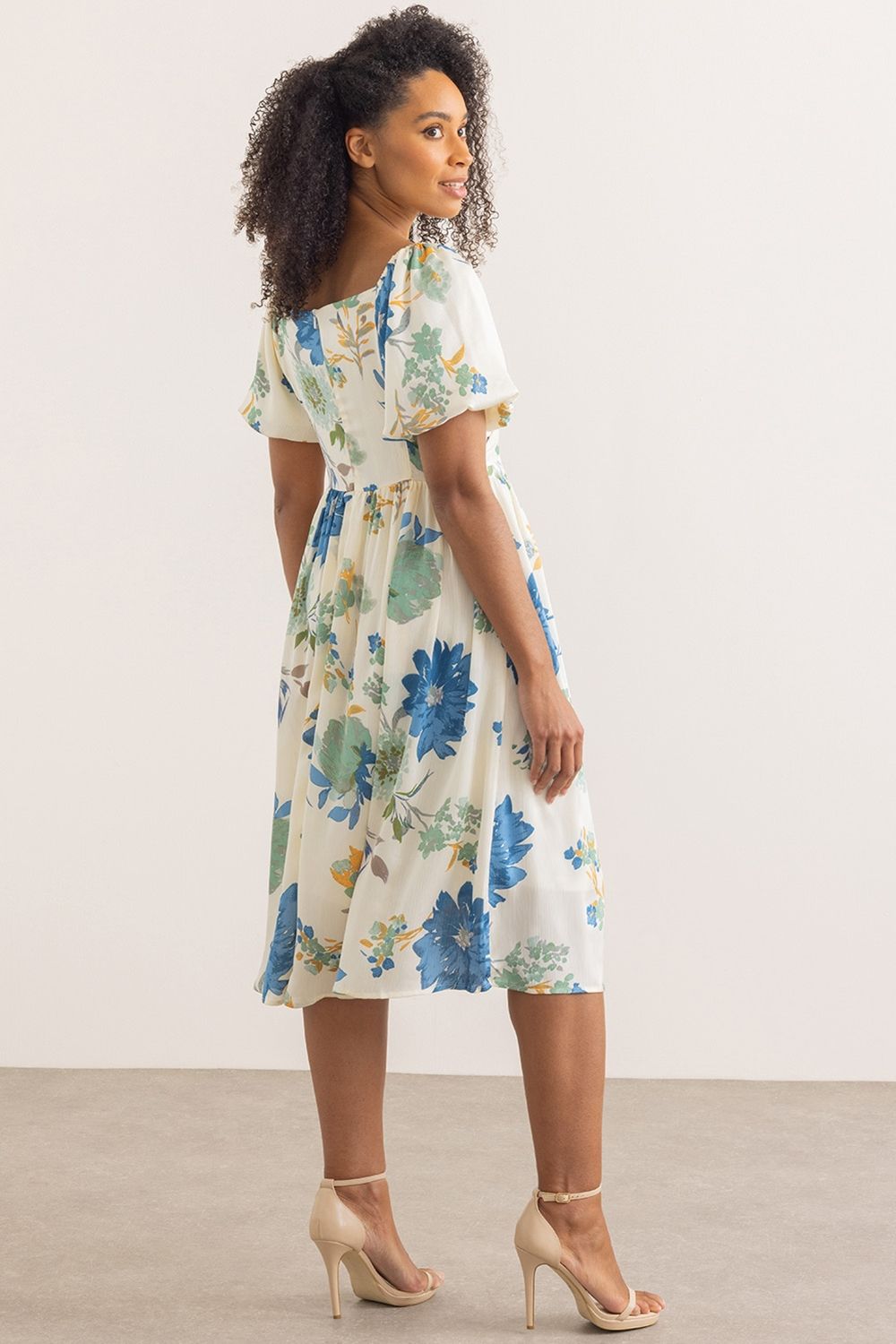 Klass. Floral Print Puff Sleeve Midi Dress