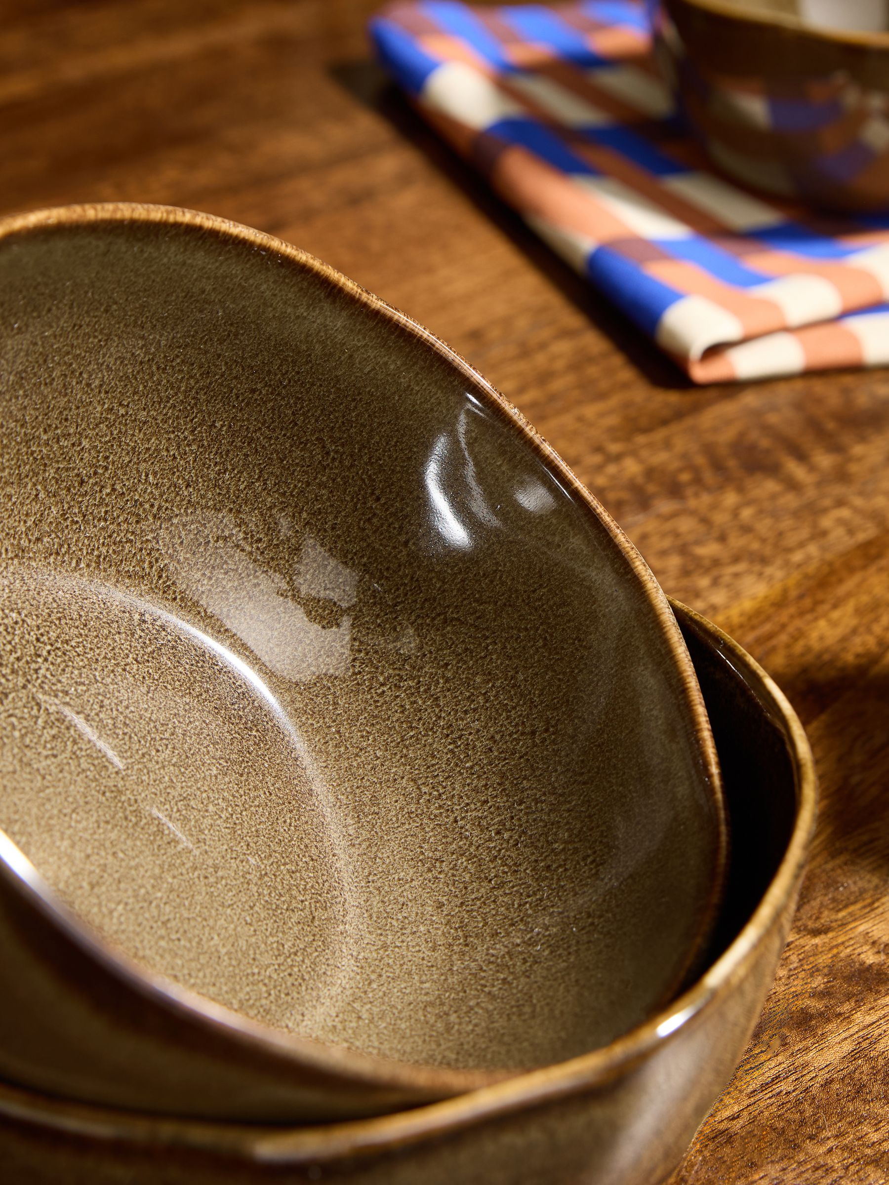 Set of 4 Vinnie Cereal Bowls in Brown