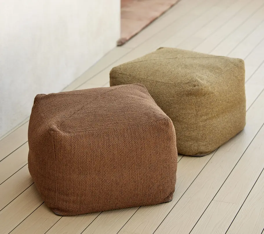 Hocker Divine