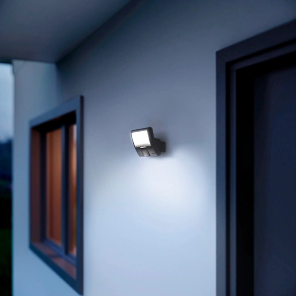 Strahler »XLED Home curved«, 10 W, inkl. Bewegungsmelder