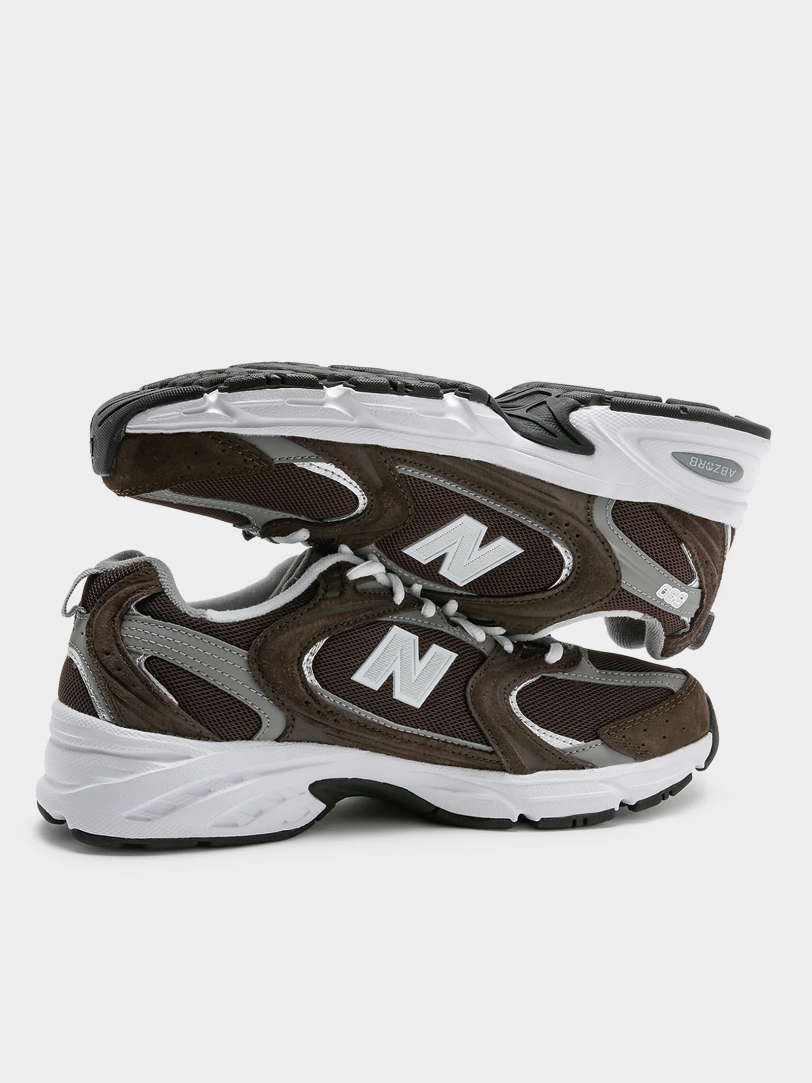 Unisex 530 Sneakers