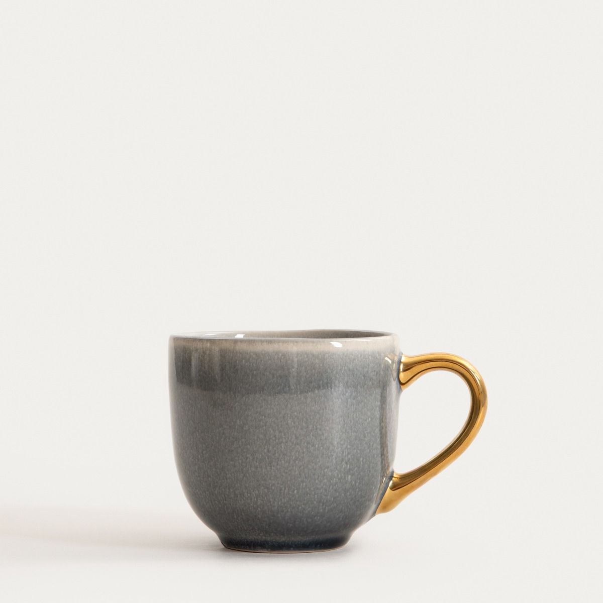 Kubek VINESS niebieski ze złotym uchem 0,4 l