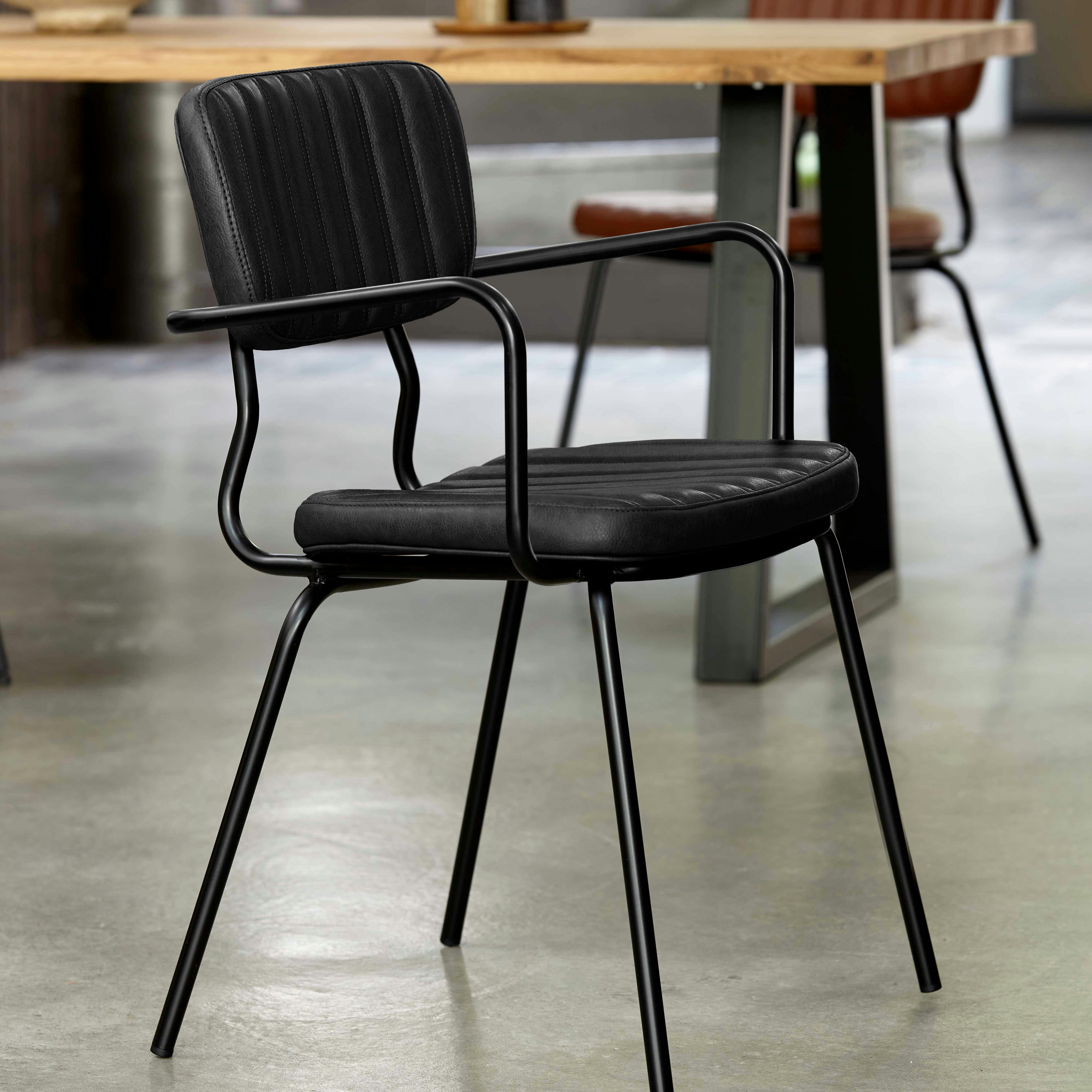 YORK - Lot de 2 chaises avec accoudoirs en textile enduit noir