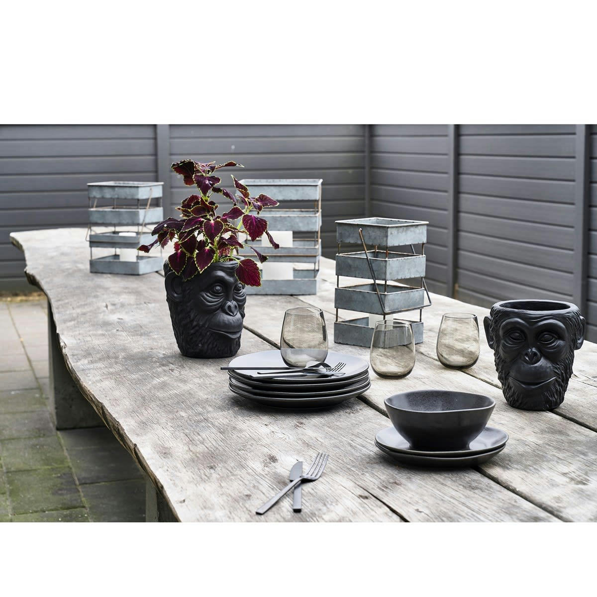 LIVING - Cache-pot en béton noir