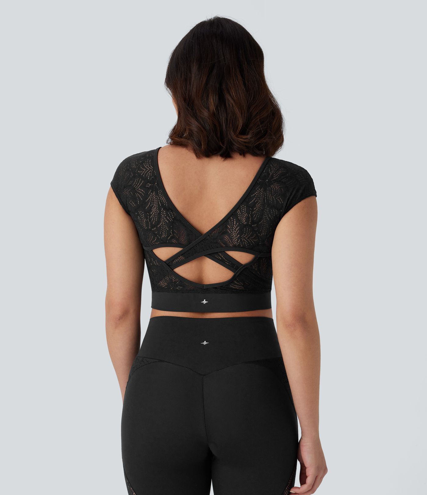 Softlyzero™ Haut de sport de yoga court dos nu avec dentelle contrastée et ourlet croisé-UPF50