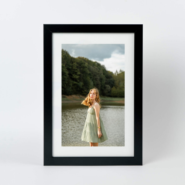Czarna ramka na zdjęcia 20x30 cm rama prostokątna FRAMAI®