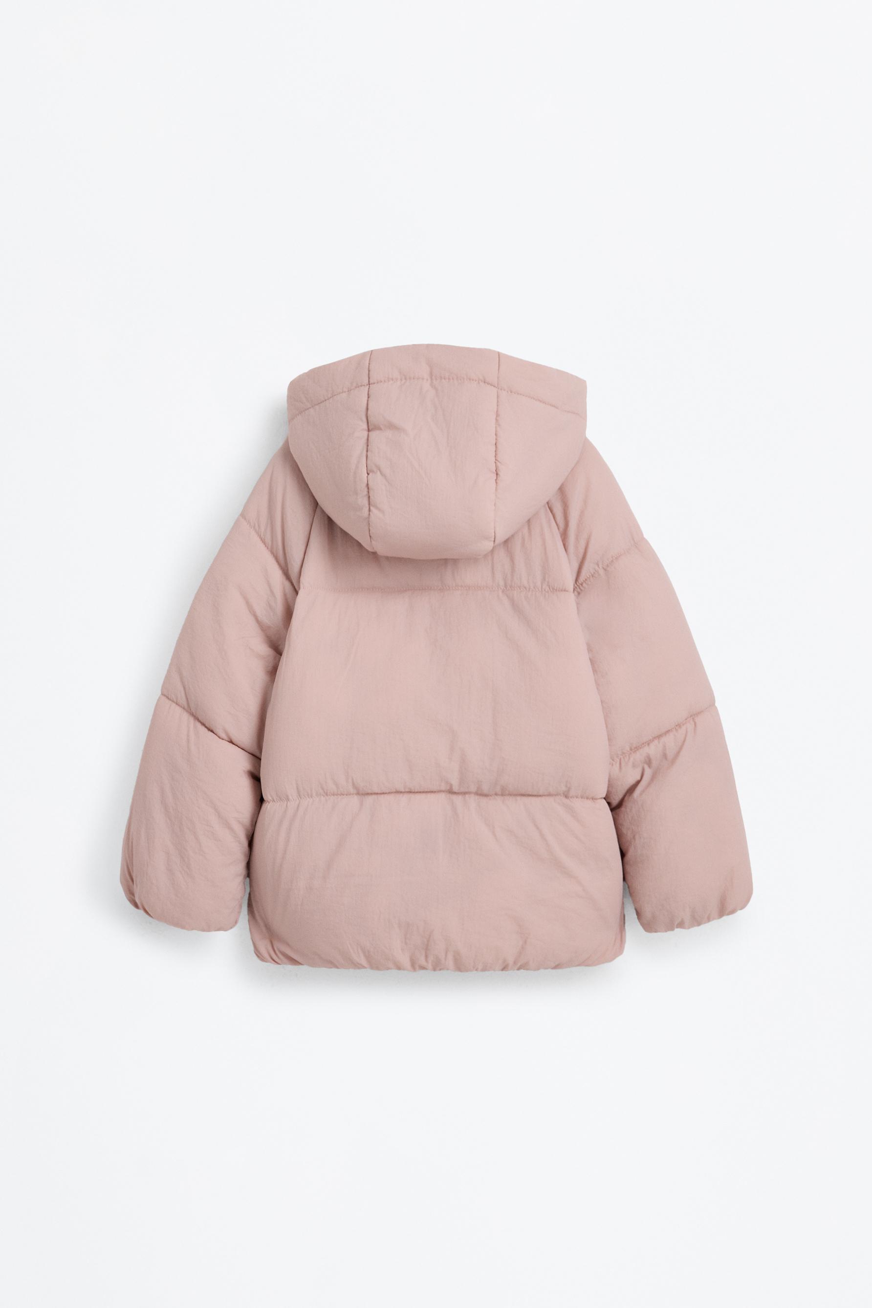 Cazadora acolchada con capucha
