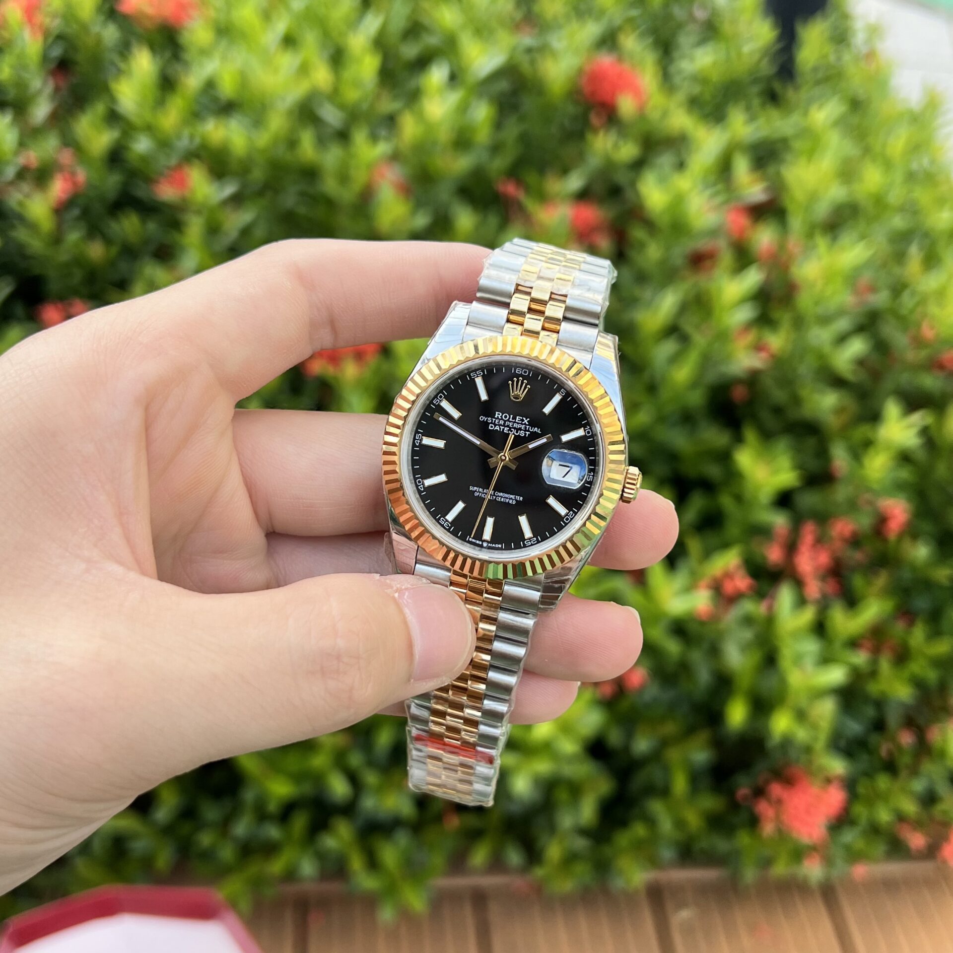 Rolex Datejust SS/YG Plated Black Dial 41mm Jub EWF Replica