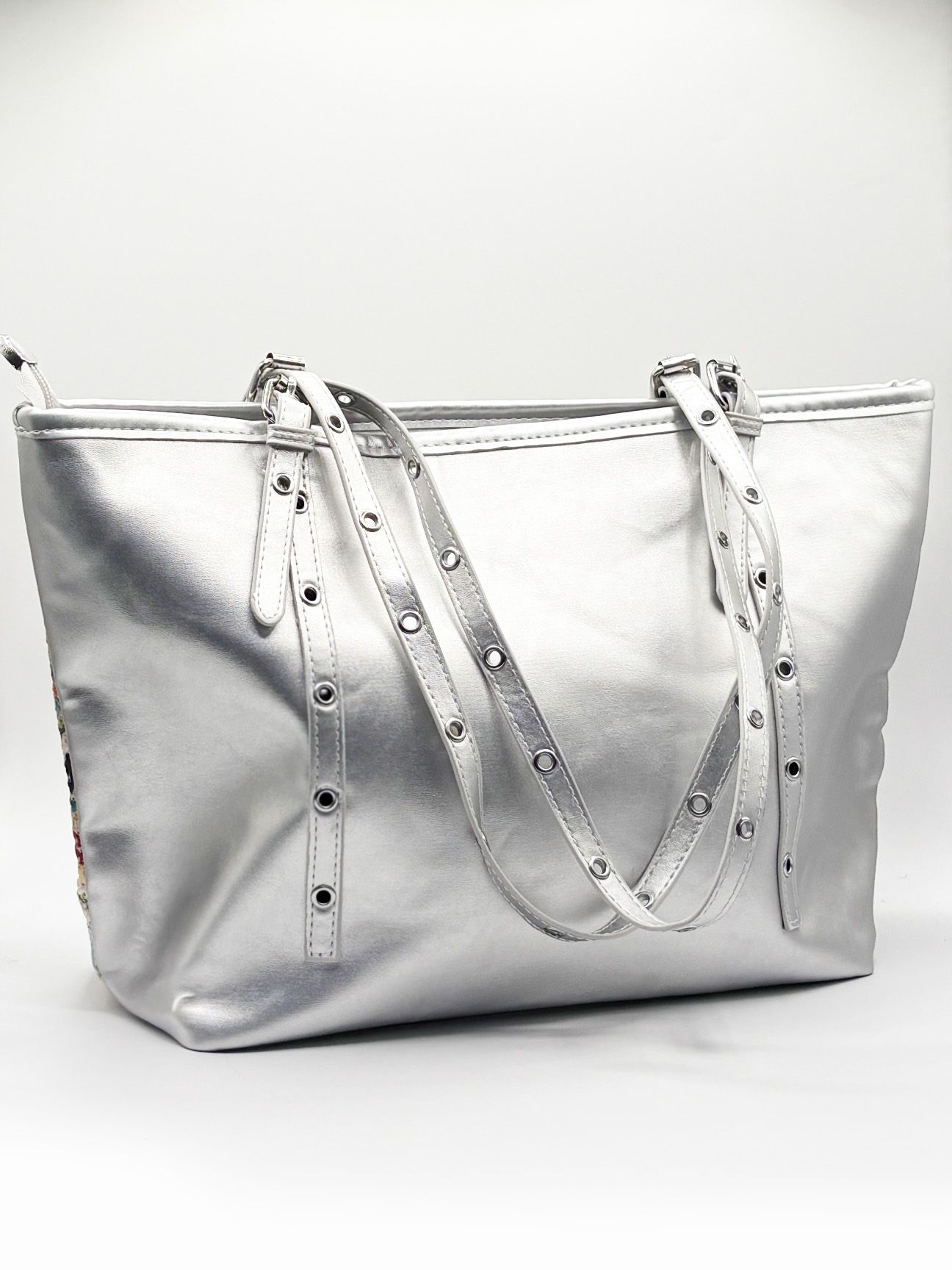 SVNX Beach Tote Bag in Multi Silver