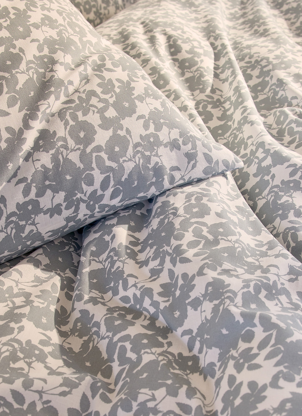 TAIE D'OREILLER FLEURIE EN COTON BCIVERT DE GRIS