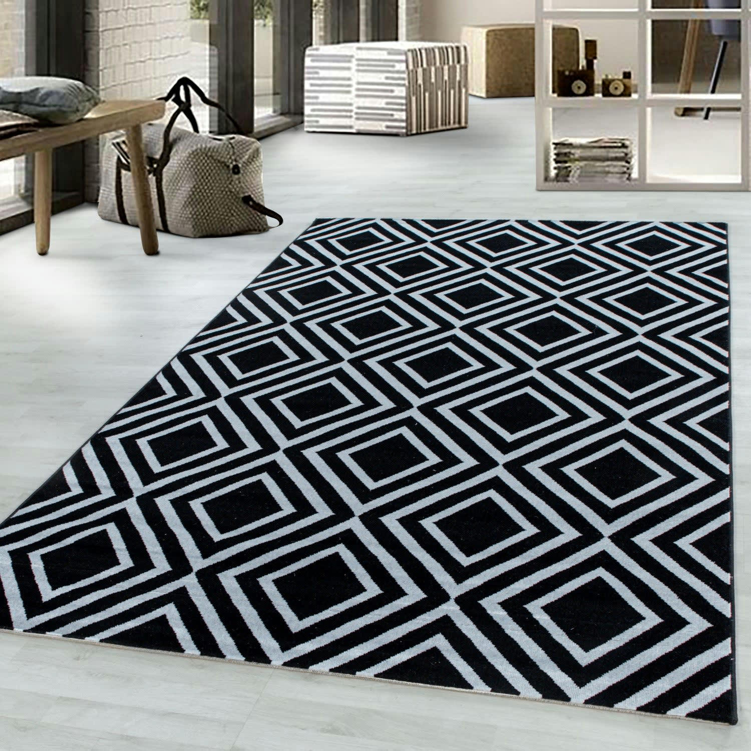 SCANDINAVE - Tapis nordic à losanges noir 160x230cm