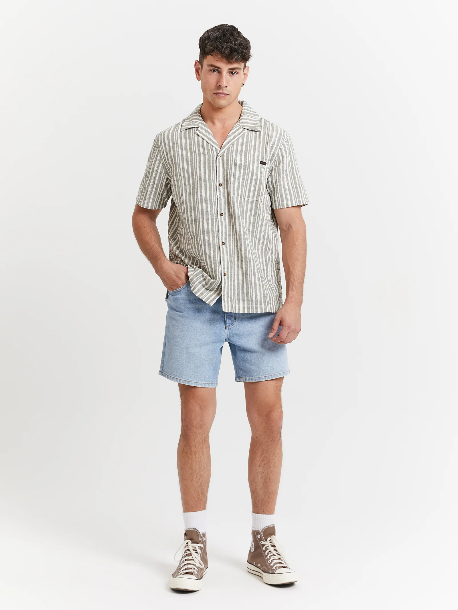 Eazy Straight Shorts