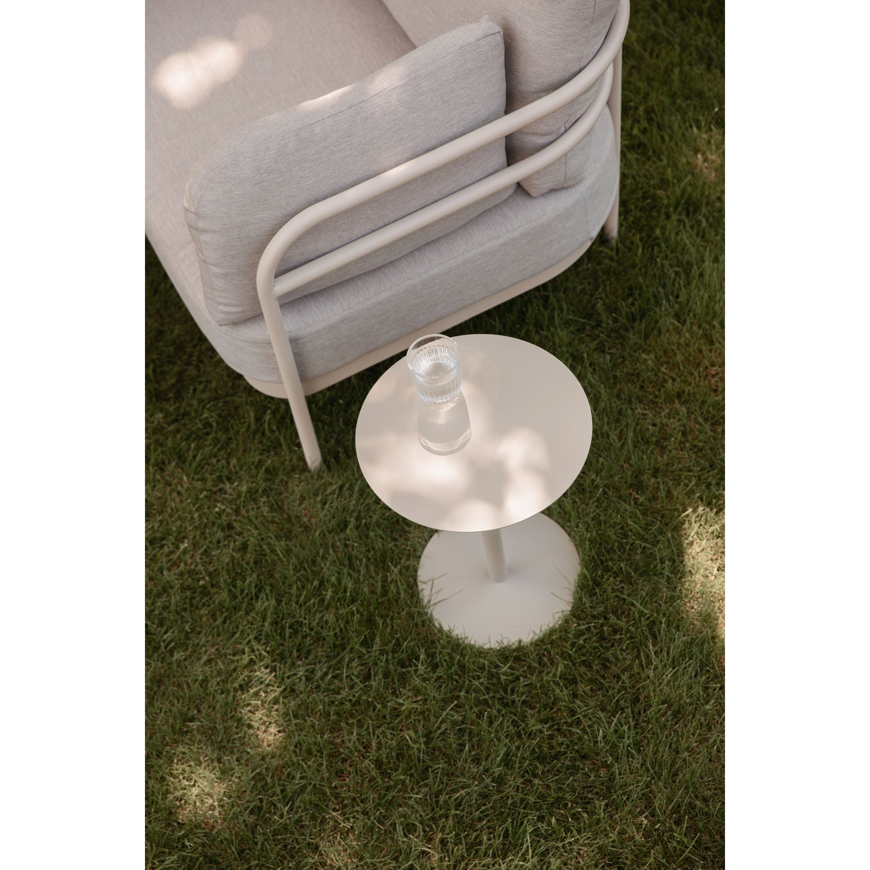 Zuiver Snow Bijzettafel Rond 35 cm Metaal Beige