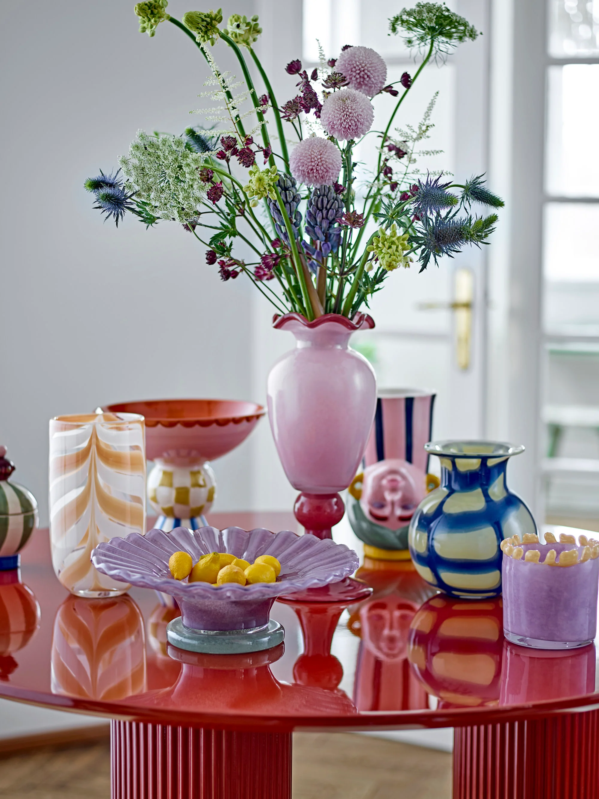 Mundgeblasene Vase Frills