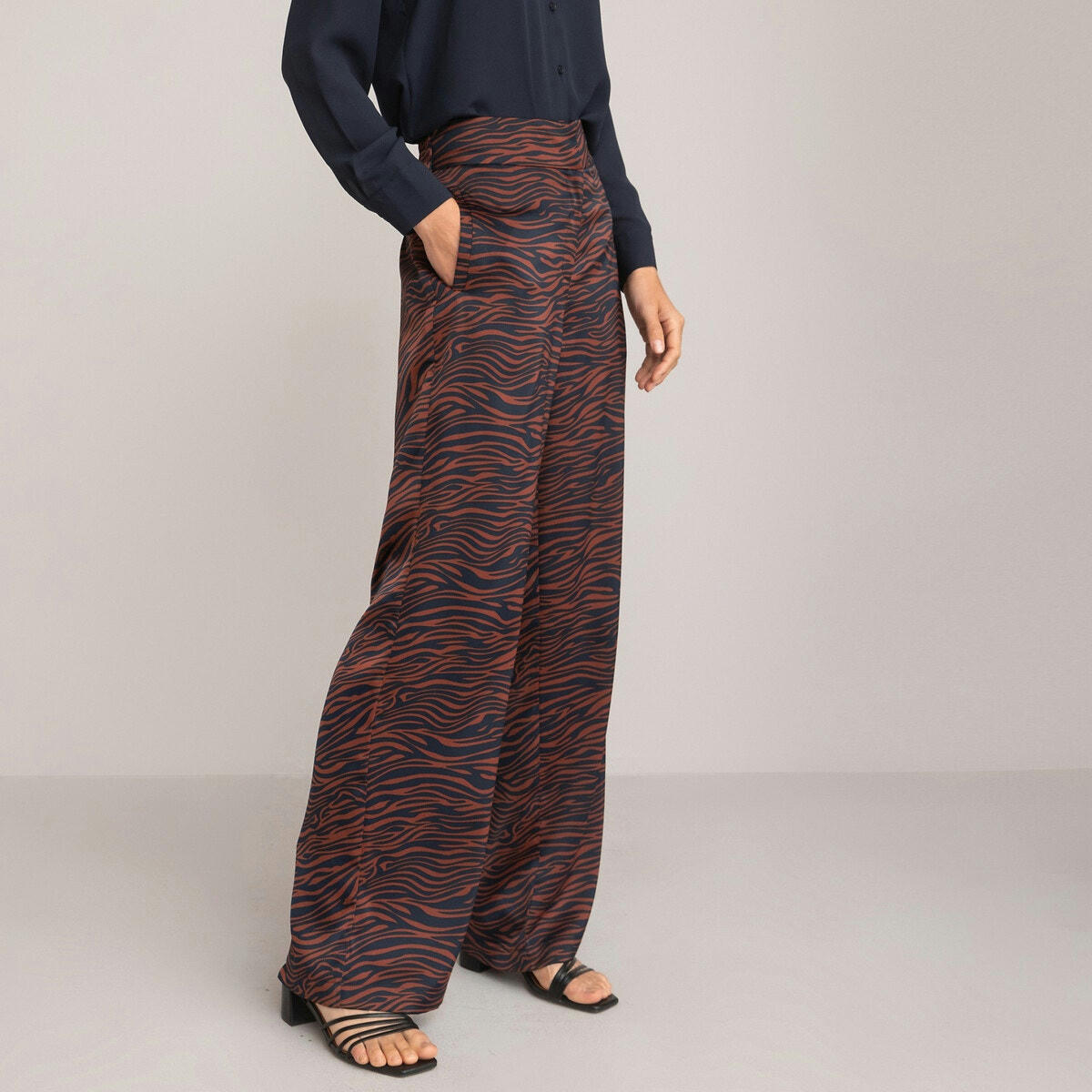 Pantalon large en satin, imprimé zèbre