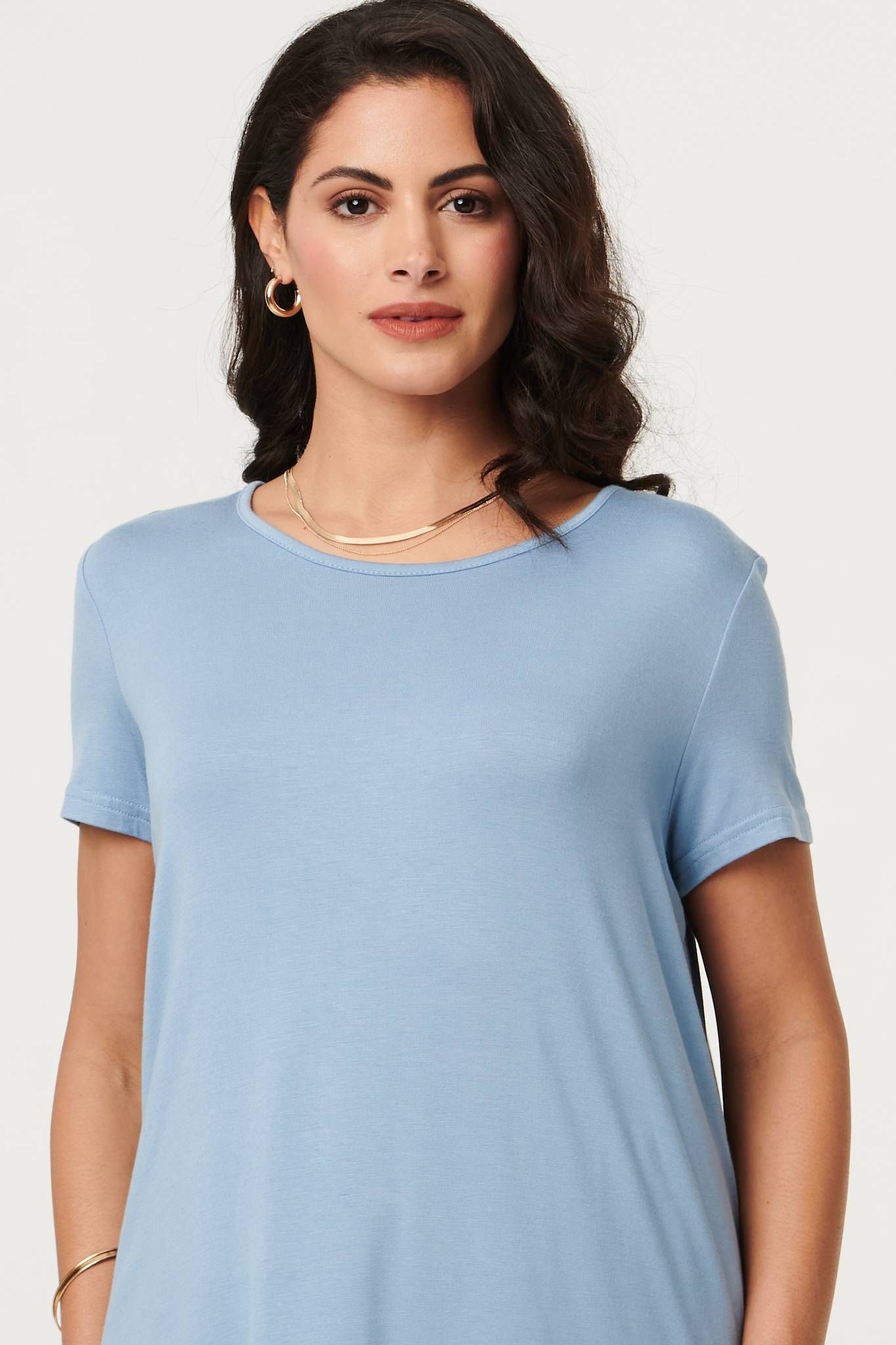 Izabel London Plain Short Sleeve Curve Hem T-Shirt