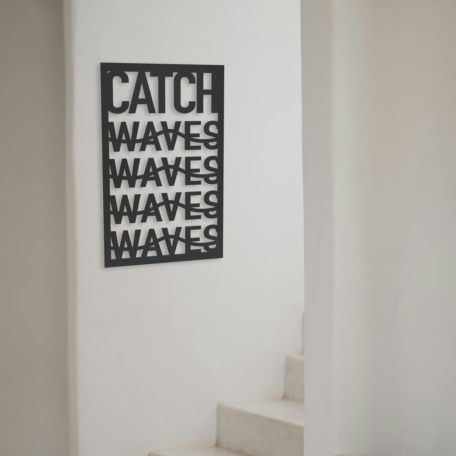 - Tableau en bois noir Catch Waves 59,5x79,8cm