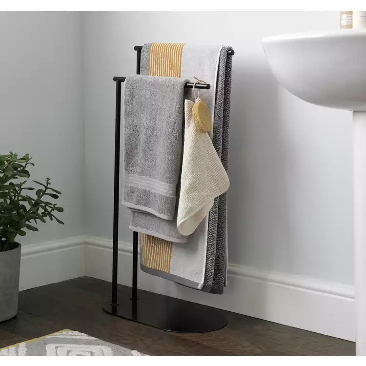 Habitat Freestanding Towel Rail - Matt Black