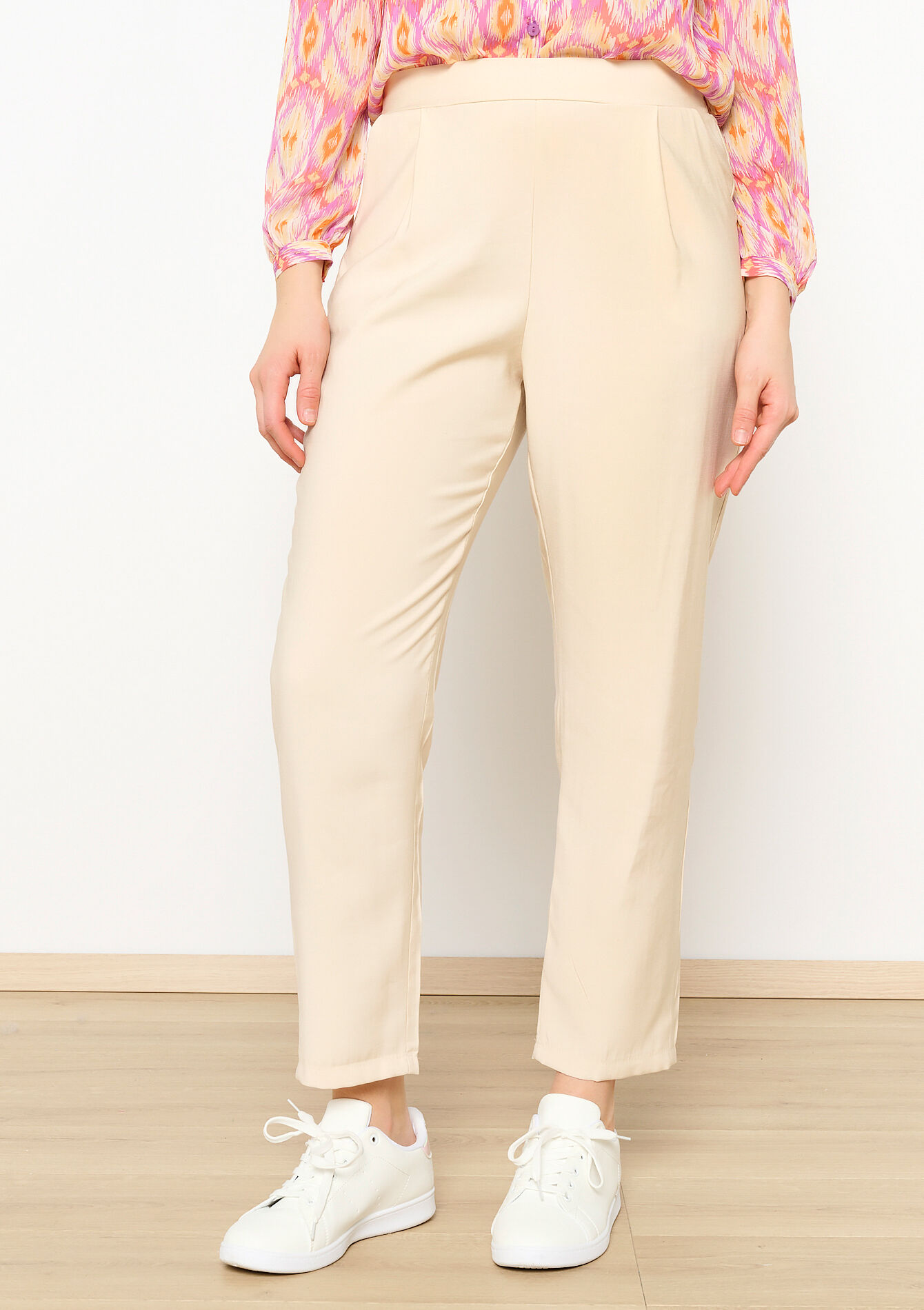 Losse broek in joggingstijl