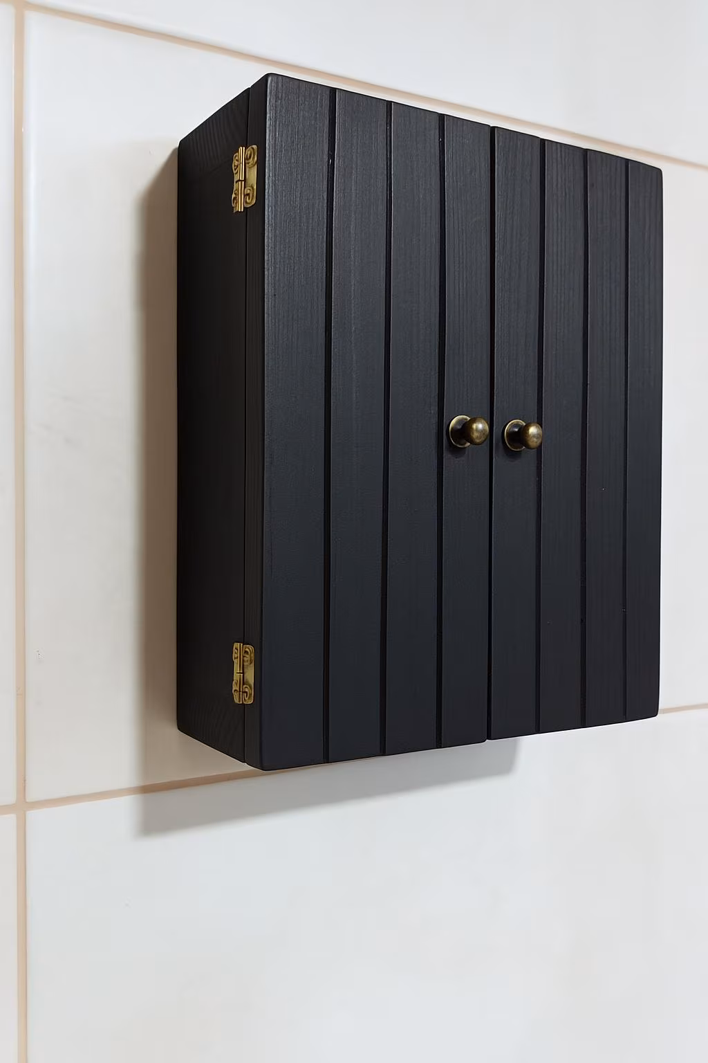Solid Wood Wall Mounted Bathroom Cabinet – Rustic Farmhouse Medicine Storage (Marine Plywood Doors)