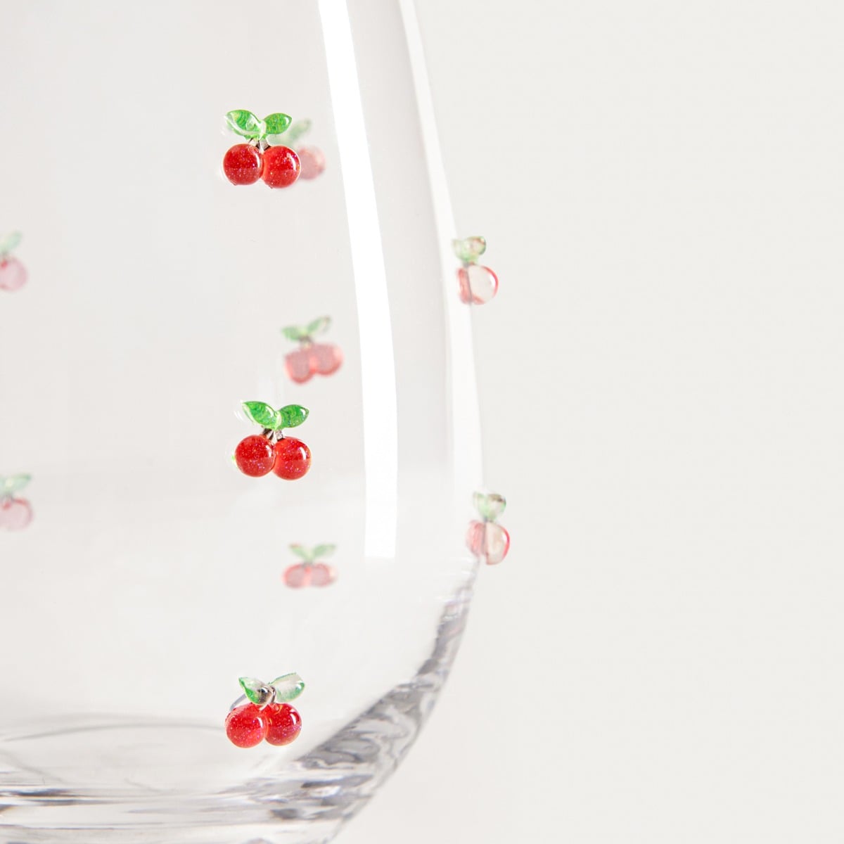 Szklanka ORNARE z elementami wisienek 0,5 l