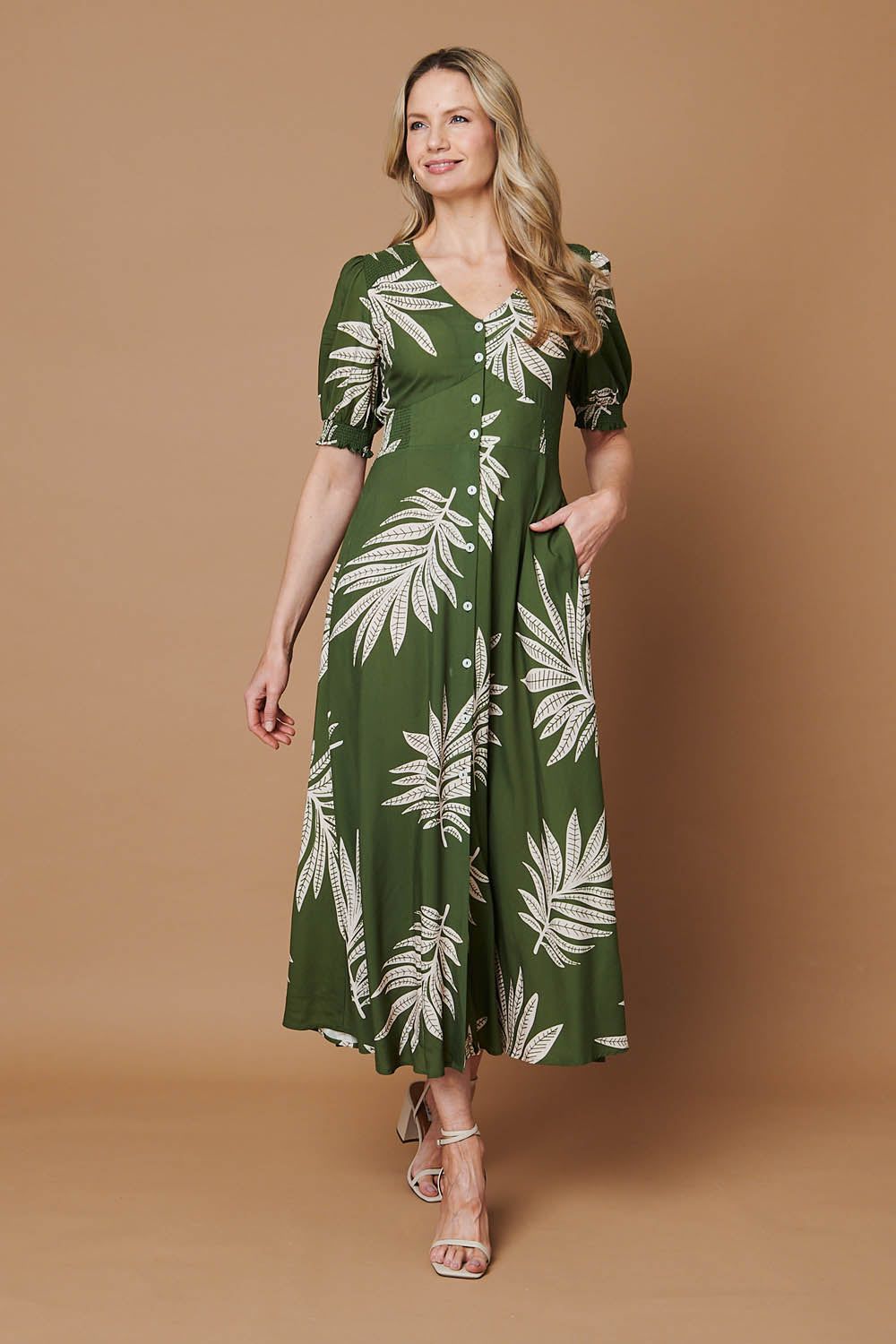 Izabel London Leaf Print Puff Sleeve V-Neck Maxi Dress