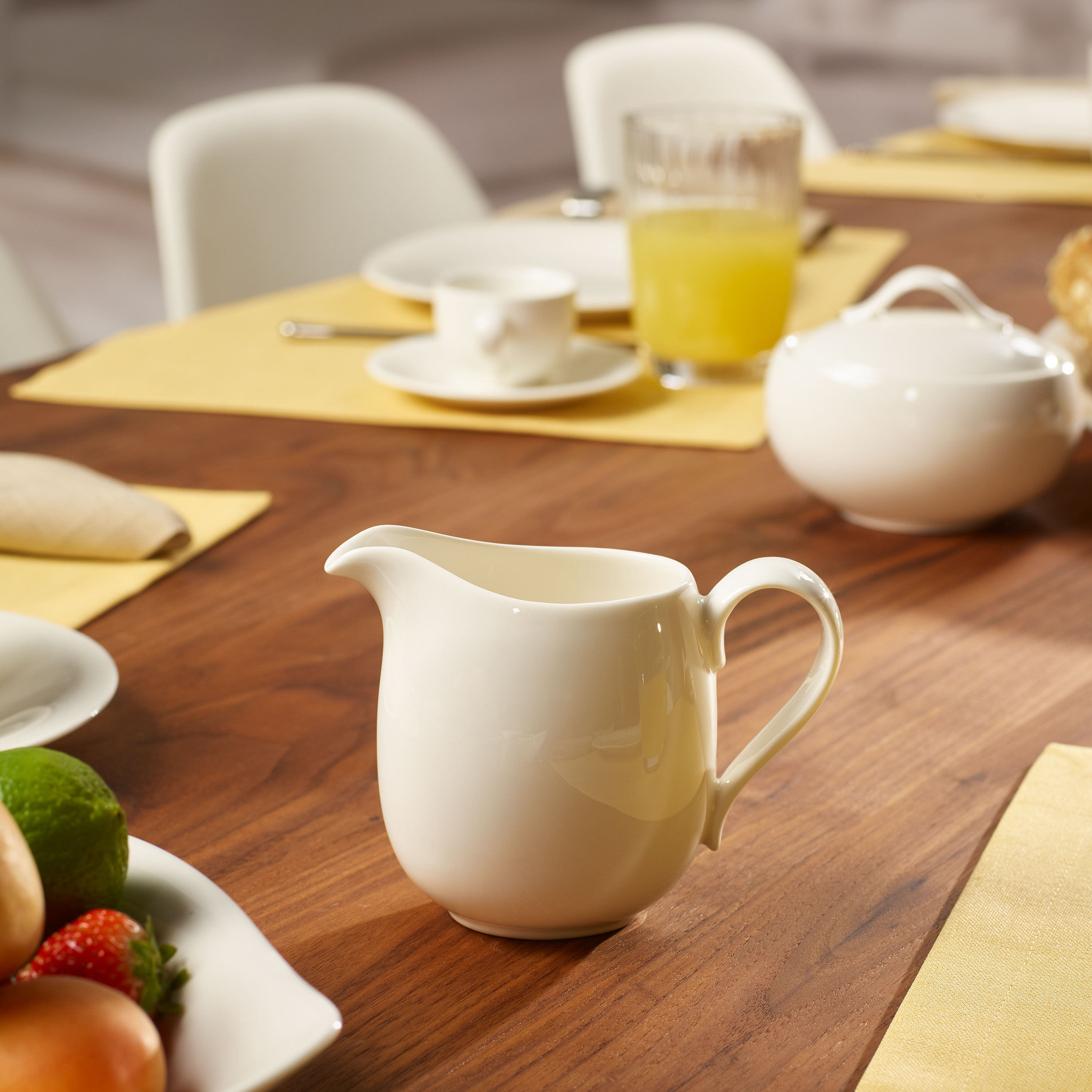 New Cottage Creamer - White, 8.8 oz, Premium Porcelain