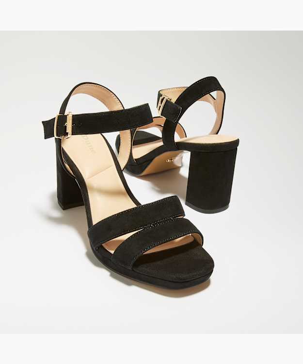 Manifesting Black - Block Heel Sandals