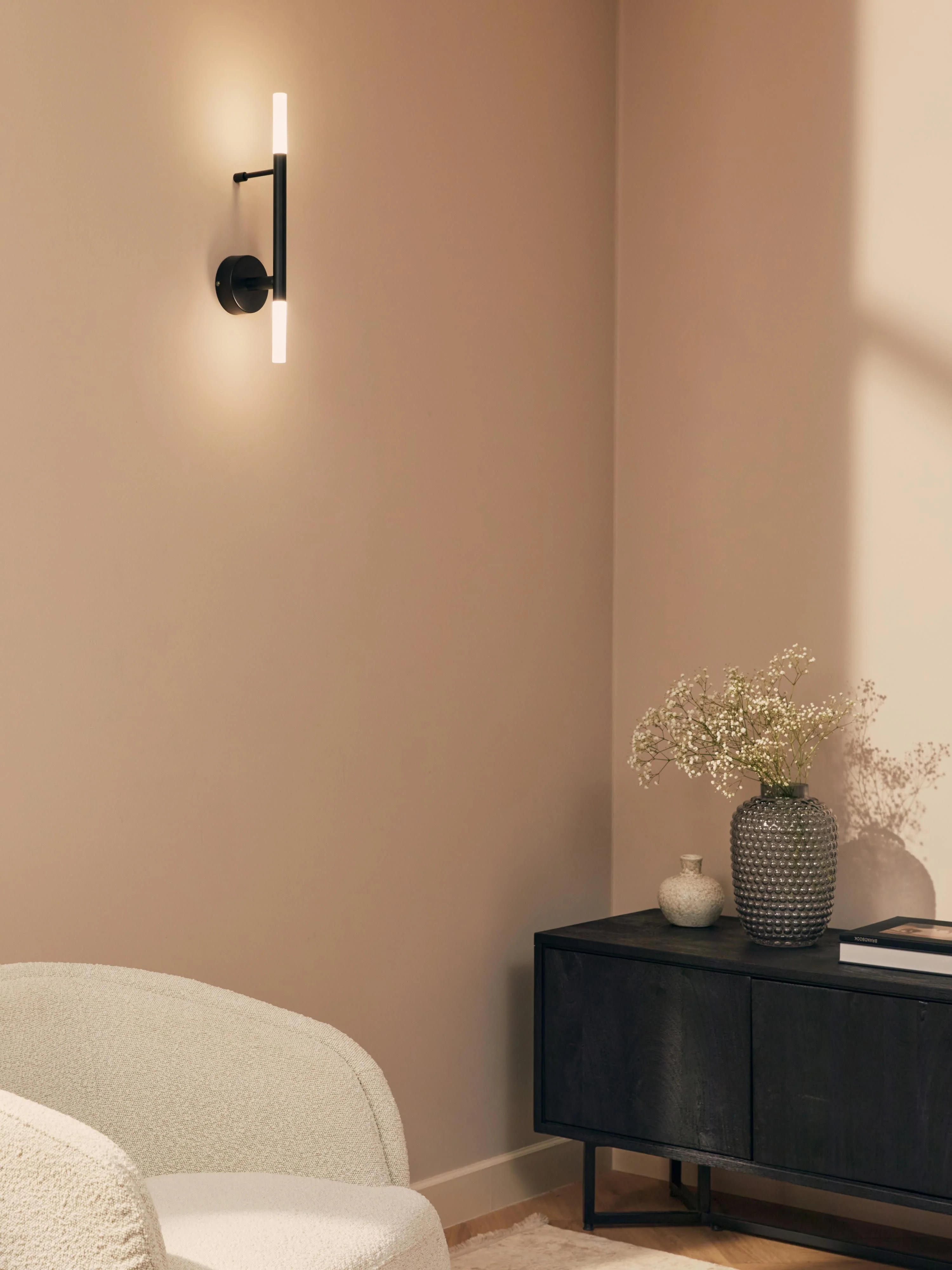 Große LED-Wandleuchte Gratia