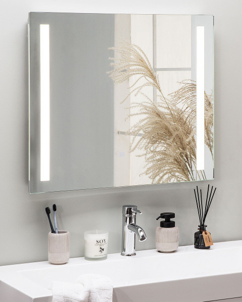 Lustro ścienne łazienkowe LED 60x70