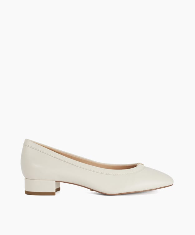 Approve Ecru - Leather Ballet Flats