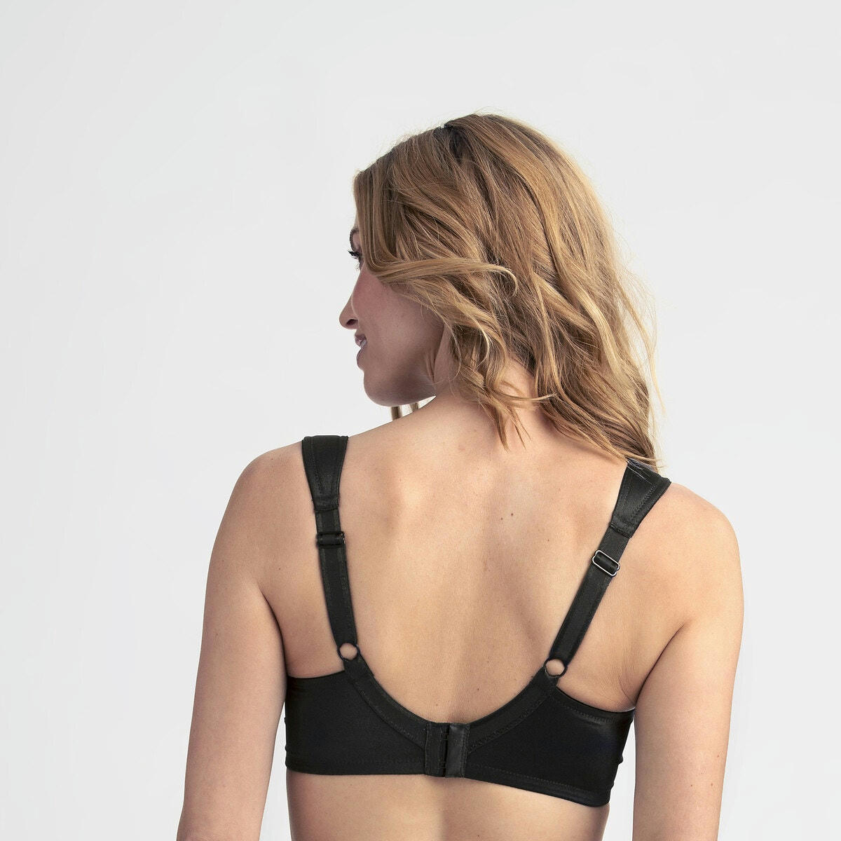 Soutien gorge sans armatures brodé satin
