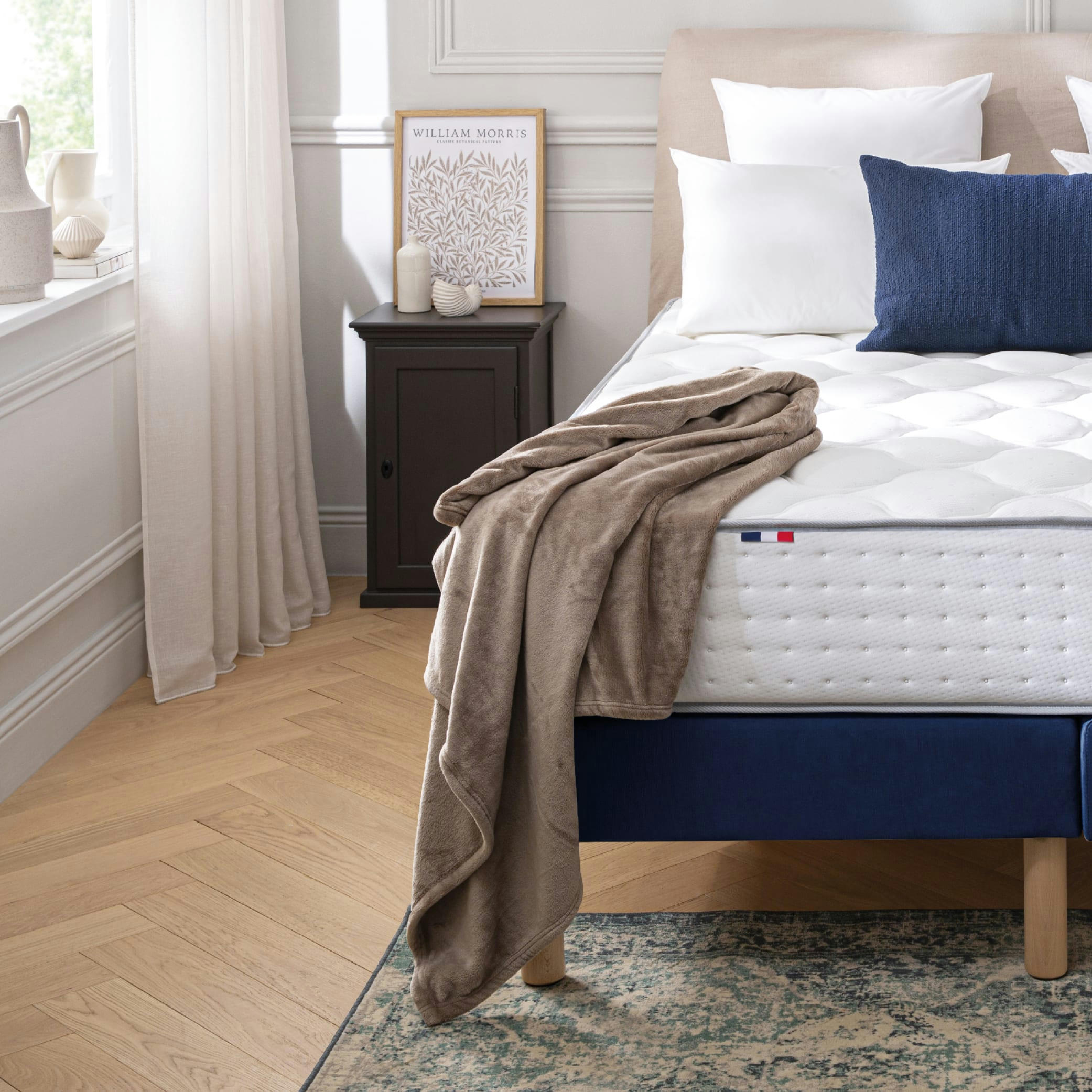 LUXE VELOURS - Sommier velours bleu marine 80x200 cm